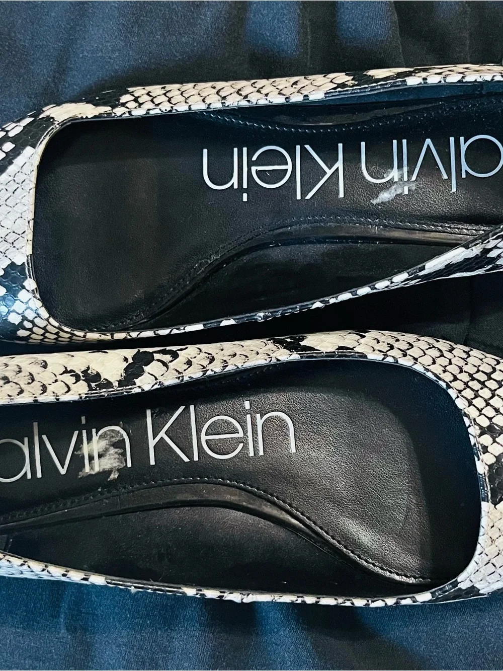Size 8 Calvin Klein